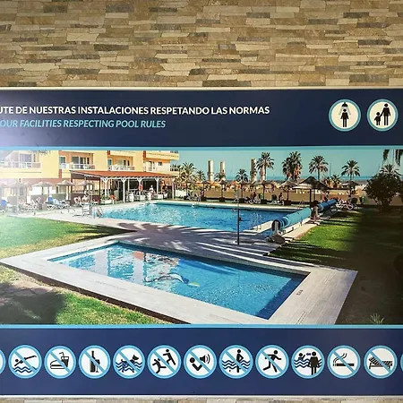 Apartamento Estudio Pyr Privado Frente Al Puerto De Fuengirola
