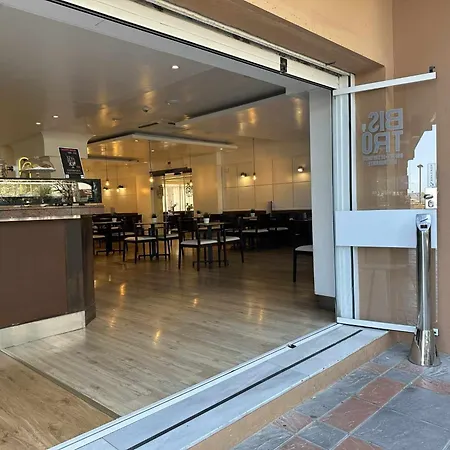 Apartment Estudio Pyr Privado Frente Al Puerto De Fuengirola